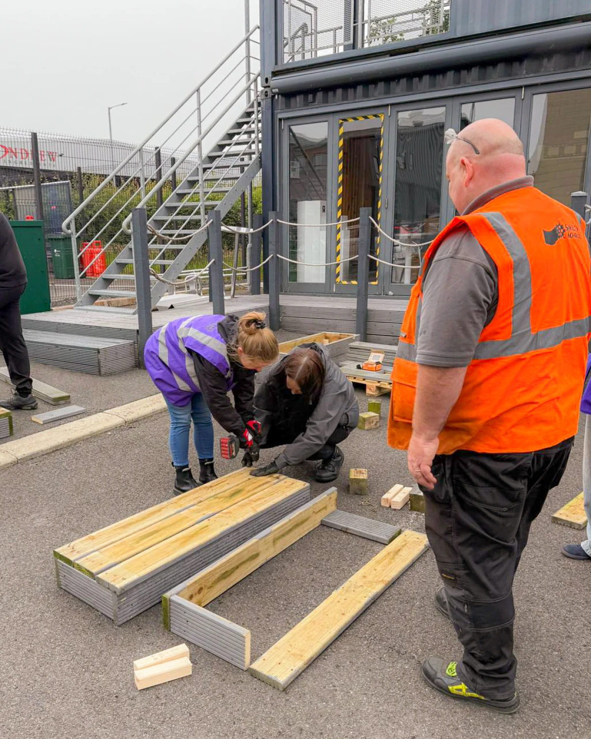From Pallets to Planters – Creating Upcycled Garden Planters for a Sustainable Future